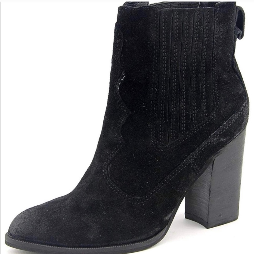 Dolce Vita Conway Western Suede Booties